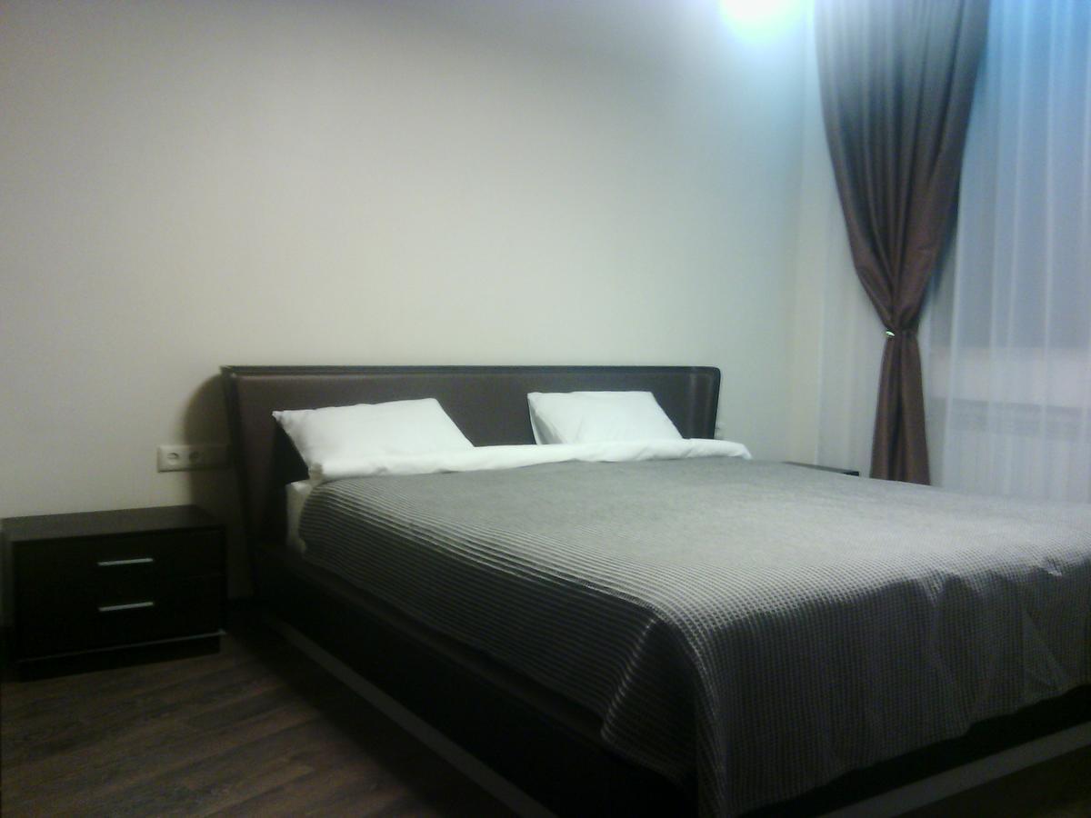 All Seasons Hotel On Freedom Square Tbilisi Exterior photo