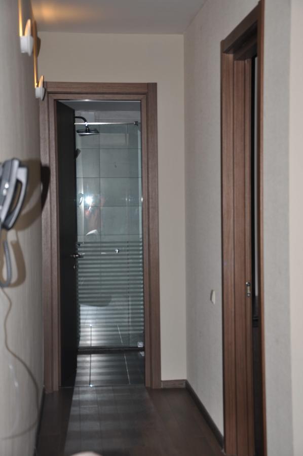 All Seasons Hotel On Freedom Square Tbilisi Exterior photo